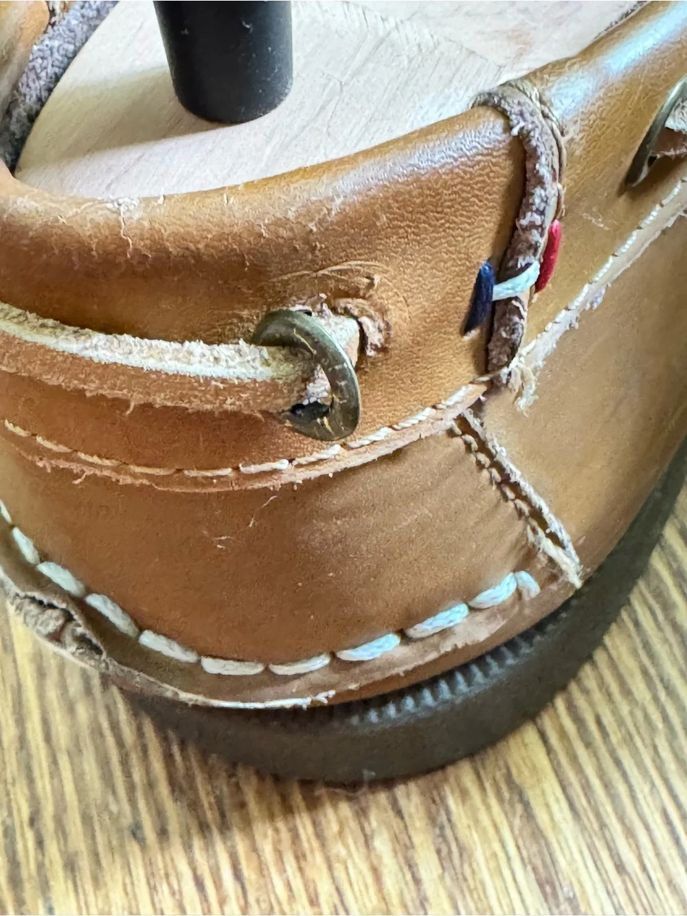 Tommy Hilfiger Men’s Brown Leather Boat Shoes Size 10 Deck Shoes